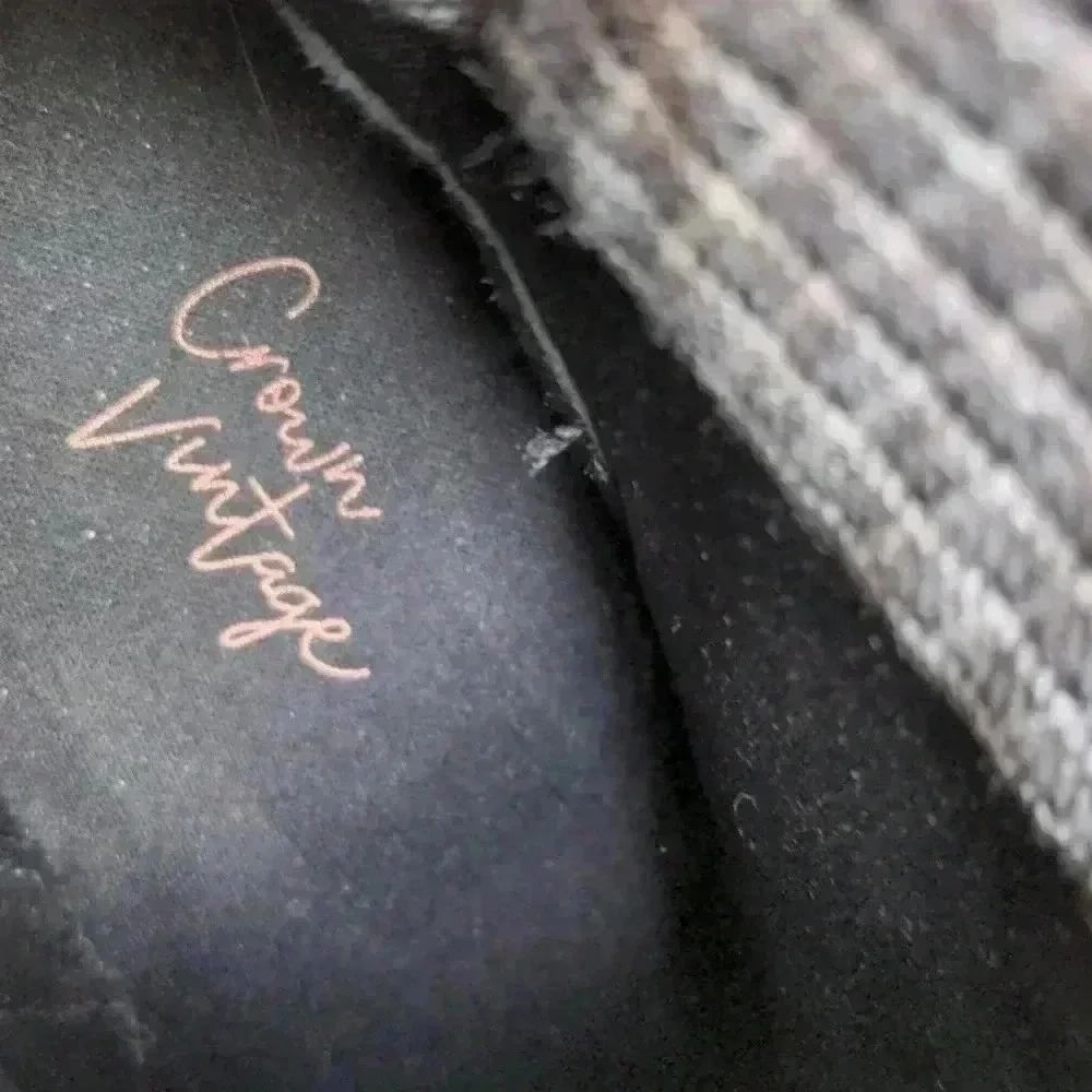 Crown Vintage inner zip heeled Boots 9 1/2 - Picture 5 of 9